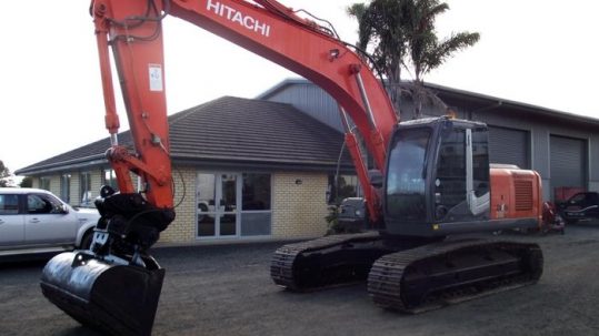 HITACHI-ZX200-3